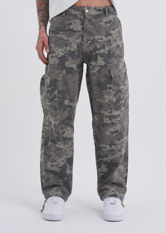 Adjustable Camouflage Cargo Pants
