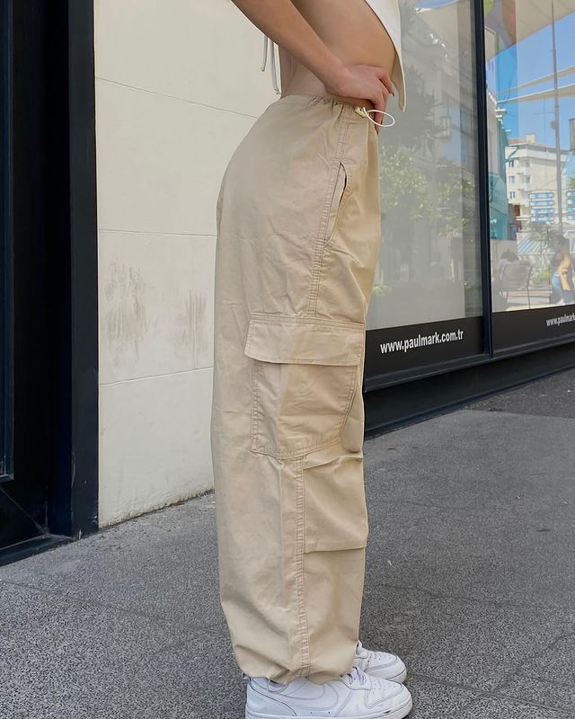 Adjustable Beige Pocket Pants - Clothing Lab